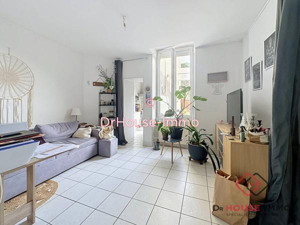 Immeuble à vendre 10 pièces de 197 m²