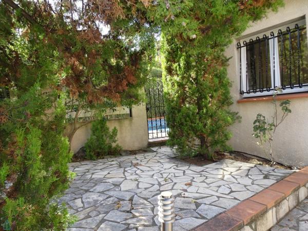 Villa F6 avec piscine et garage