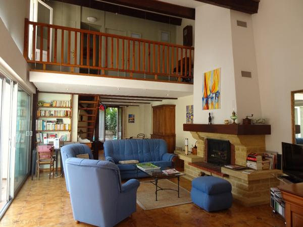 Villa F6 avec piscine et garage