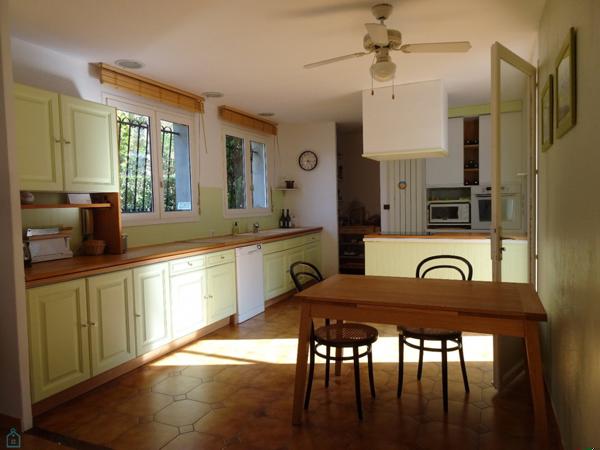 Villa F6 avec piscine et garage