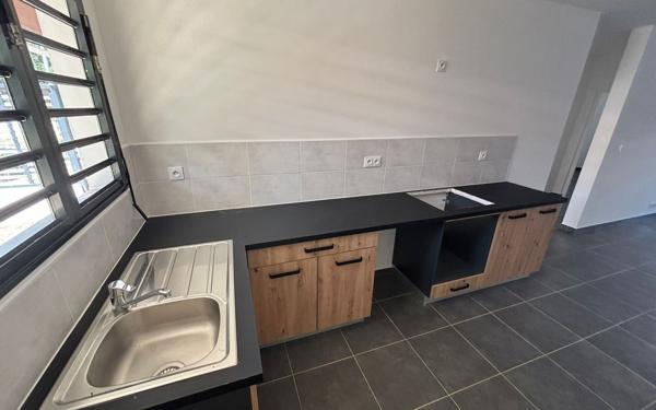 Appartement à louer    3 pièces • 74,39 m2 Cayenne