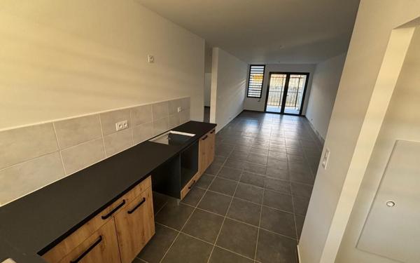 Appartement à louer    3 pièces • 74,39 m2 Cayenne