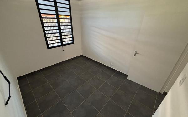 Appartement à louer    3 pièces • 74,39 m2 Cayenne