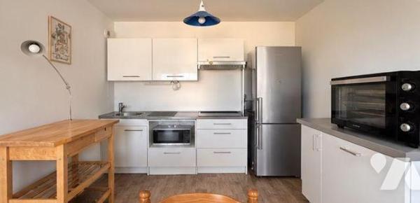 NOUVEAUTE ! Etude Trente-Cinq Notaires 

Venez découvrir ce bel appartement T2 (45,97m²), sit...