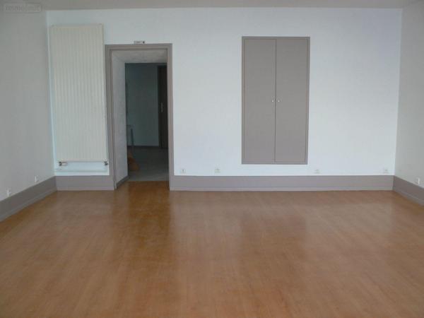 Local commercial à louer à Chagny en Saône-et-Loire (71150), ref : LOCAL