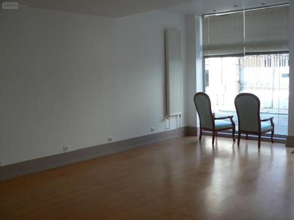 Local commercial à louer à Chagny en Saône-et-Loire (71150), ref : LOCAL