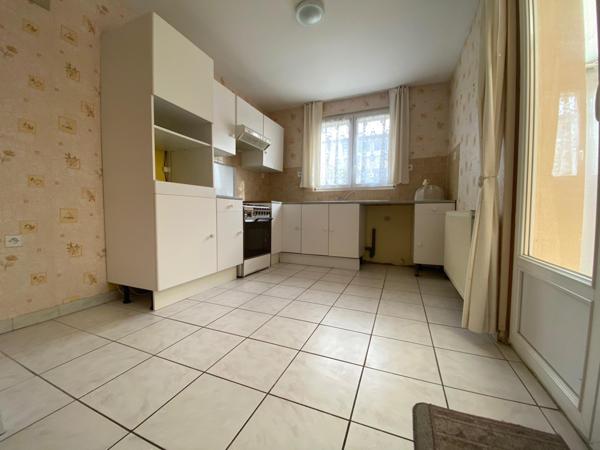 Type bâtir trois chambres