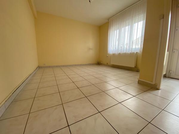 Type bâtir trois chambres