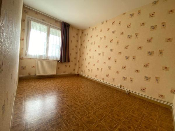 Type bâtir trois chambres