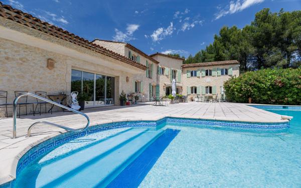 Maison à vendre    5 pièces • 294,53 m2 Mouans-Sartoux