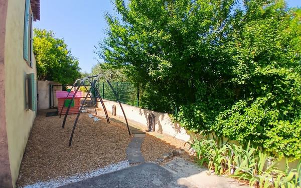 Maison à vendre    4 pièces • 105,81 m2 La Trinité