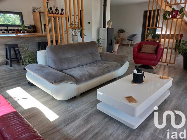 Maison à vendre 5 pièces 154 m² Saint-Romain-de-Lerps