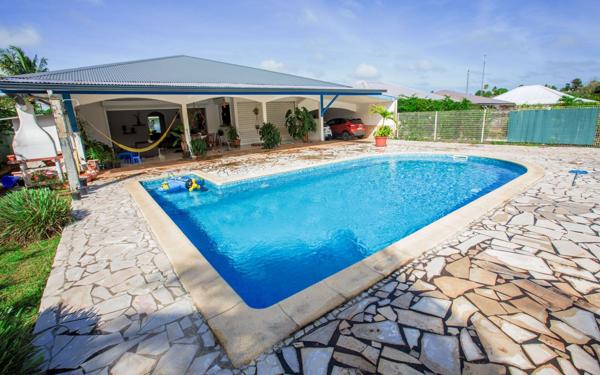 Maison à vendre    4 pièces •  Remire-Montjoly