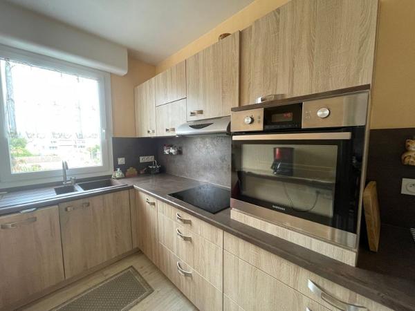 17200 ROYAN Appartement Royan centre 4 pièce(s) 107 m2