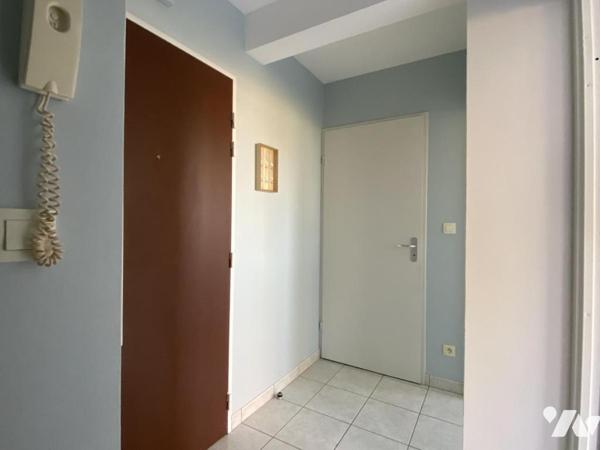 APPARTEMENT T2 -  40m² - GARAGE FERME 