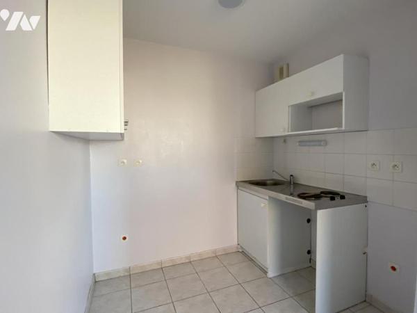 APPARTEMENT T2 -  40m² - GARAGE FERME 