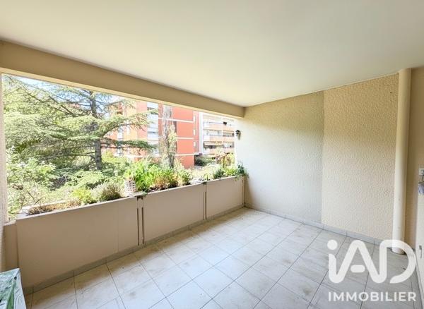 Location appartement 3 pièces 65 m² Plan-de-Cuques