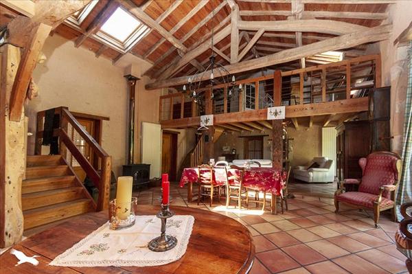 Maison à vendre |  Ribérac |  9 pièces | 235 m²