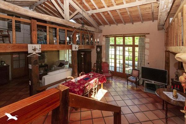 Maison à vendre |  Ribérac |  9 pièces | 235 m²
