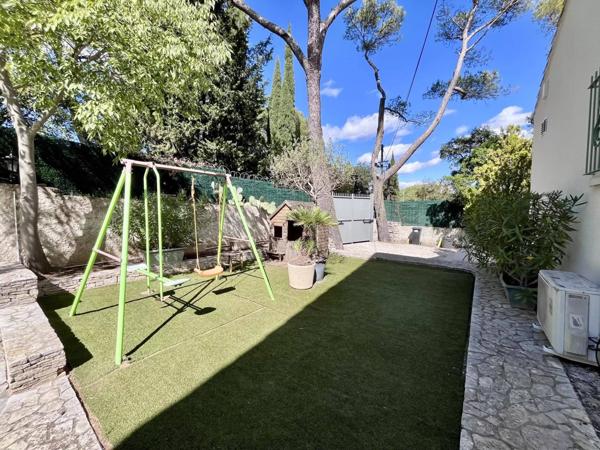 NÎMES - ROUTE DE SAUVE - 5 CHAMBRES - AUCUN TRAVAUX - PISCINE - GARAGE DOUBLE -