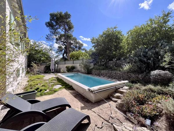 NÎMES - ROUTE DE SAUVE - 5 CHAMBRES - AUCUN TRAVAUX - PISCINE - GARAGE DOUBLE -