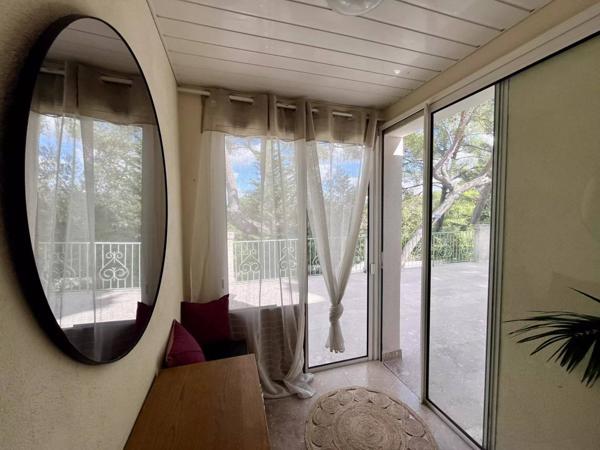 NÎMES - ROUTE DE SAUVE - 5 CHAMBRES - AUCUN TRAVAUX - PISCINE - GARAGE DOUBLE -