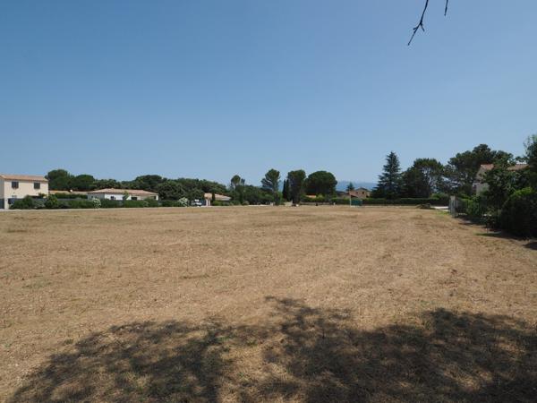Bédoin (84410) Villa avec jardin et garage à 10km de Bedoin