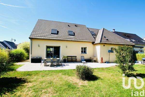 Maison à vendre 8 pièces 145 m² Évry-Grégy-sur-Yerre