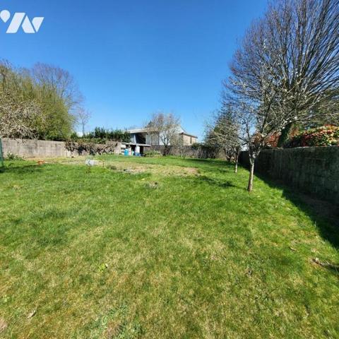 Maison d'habitation à vendre dans le centre de Châteauneuf du Faou, Finistère 29