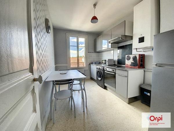 Appartement à louer    2 pièces • 36,28 m2    Montluçon