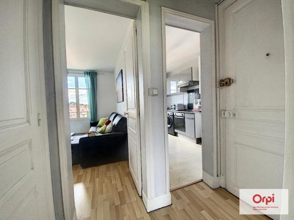 Appartement à louer    2 pièces • 36,28 m2    Montluçon