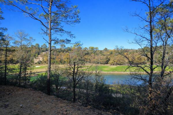 Brignoles (83170) TERRAIN A BATIR D'EXCEPTION - 2667 - Domaine du Golf de Barbaroux à BRIGNOLES