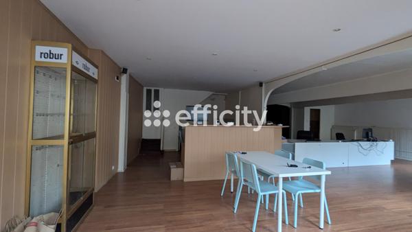 Maison 6 pièces - 199 m² Exclusivité efficity