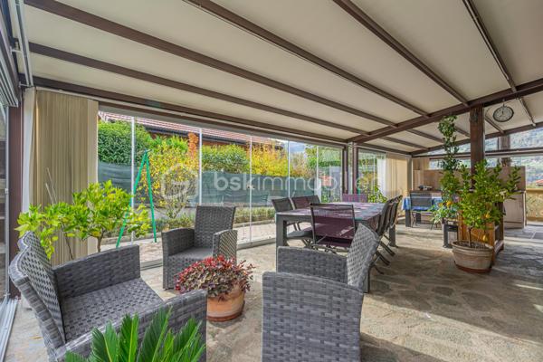 Maison traditionnelle de 268 m²