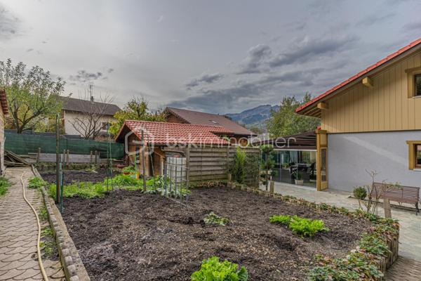 Maison traditionnelle de 268 m²