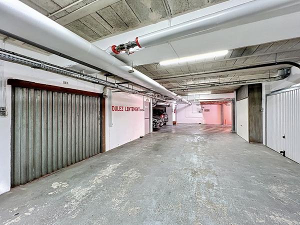 Nice (06200) NICE - 2P Rénové - Terrasse vue mer & Garage