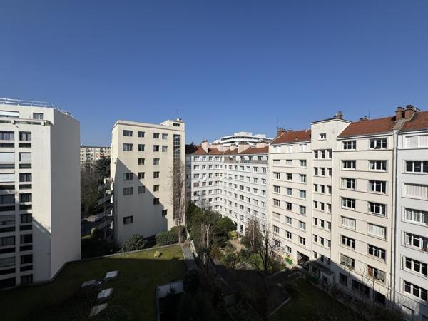 Studio 18 m² Paris 15e