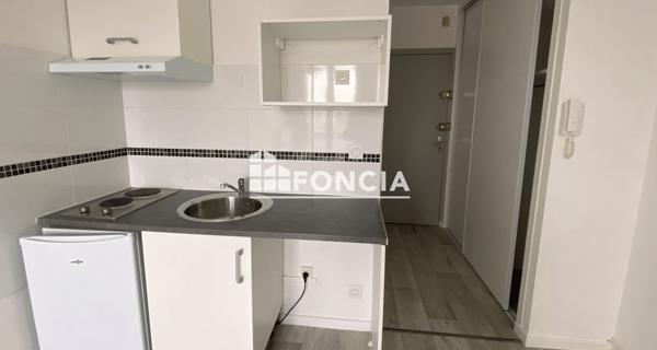 Location Studio 18.08 m² - Beaumont 63110