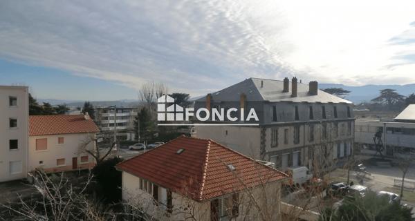 Location Studio 18.08 m² - Beaumont 63110