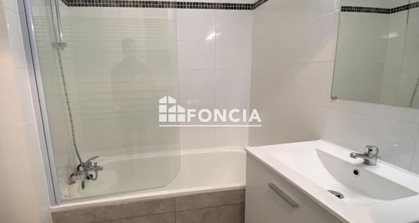 Location Studio 18.08 m² - Beaumont 63110