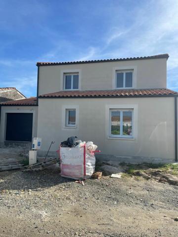 Maison à vendre    5 pièces •  Échillais