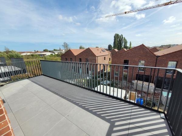 Halluin Appartement récent avec 2 chambres et terrasse 3e et dernier étage