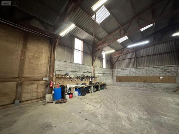 Local mixte (Professionnel/Habitation) à louer à Condé-sur-Seulles dans le Calvados (14400), ref : L600   
4 rue de quesnot