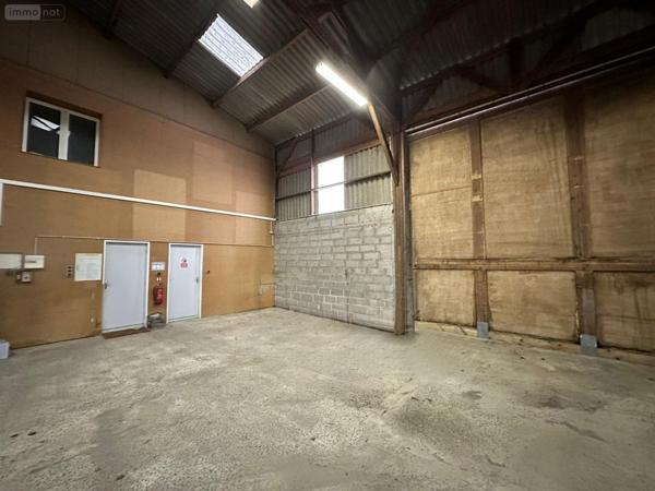 Local mixte (Professionnel/Habitation) à louer à Condé-sur-Seulles dans le Calvados (14400), ref : L600   
4 rue de quesnot