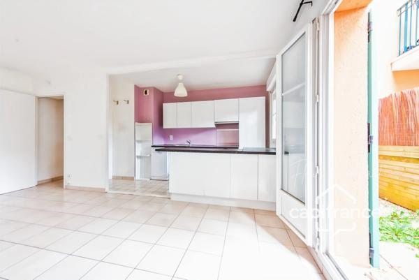 Appartement 2 pièces de 45 m² en rez de jardin à Plaisir