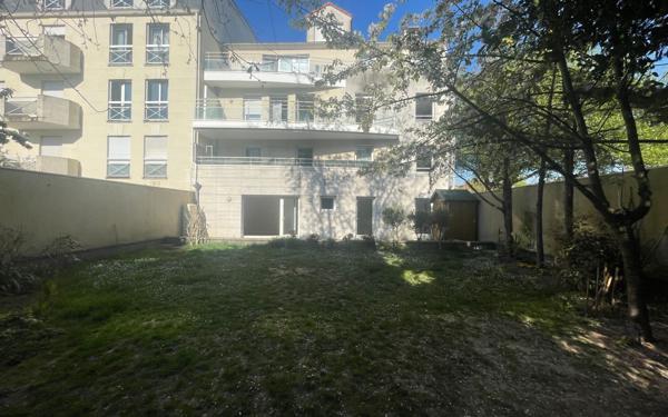 Appartement à vendre    3 pièces • 73,07 m2 Antony