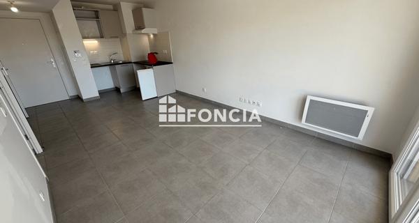 Location Appartement 2 pièces 44 m² - Arles 13200