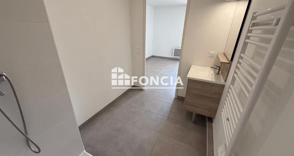 Location Appartement 2 pièces 44 m² - Arles 13200