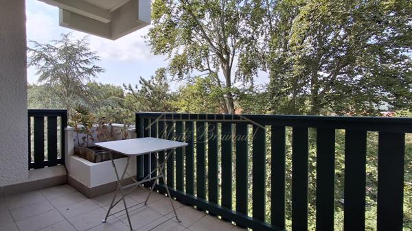 BAYONNE POLO BEYRIS – T3 AVEC BALCON, VUE ARBORÉE ET 2 PARKINGS