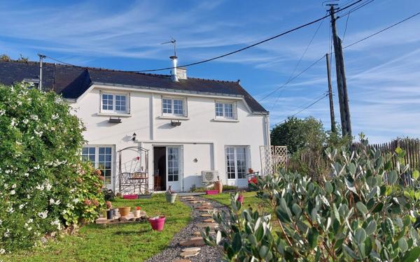 Maison à vendre    4 pièces •  Nivillac